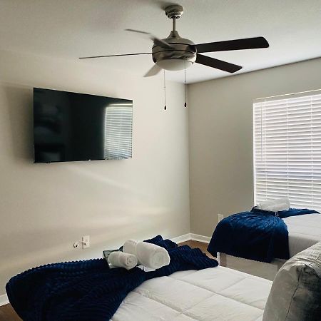 Fashionable Stylish Apartment Houston Bagian luar foto
