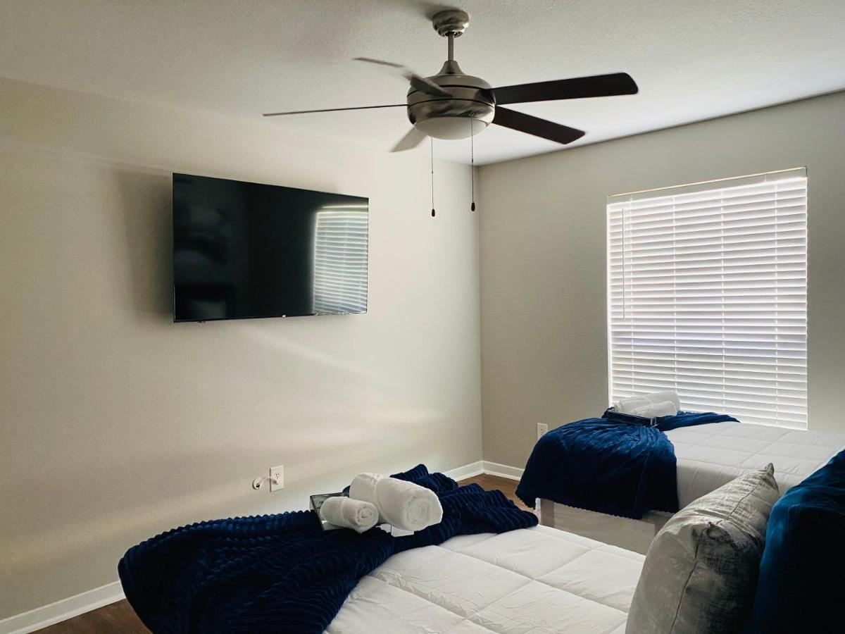 Fashionable Stylish Apartment Houston Bagian luar foto